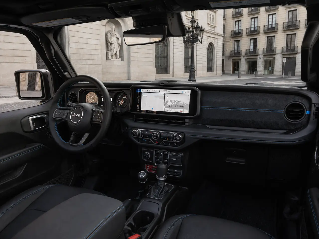 Jeep Wrangler 2025, intérieur — Geneva Luxury Car Rental, Genève. Jeep Wrangler à Genève Le Jeep Wrangler 2025 est proposé à la location à Genève, en…
