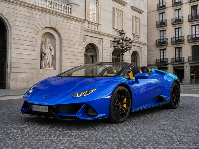 Lamborghini Huracan Evo Spyder 2022 — Geneva Luxury Car Rental, Genève