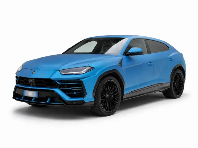 Lamborghini Urus SE 2025 — Geneva Luxury Car Rental, Genève