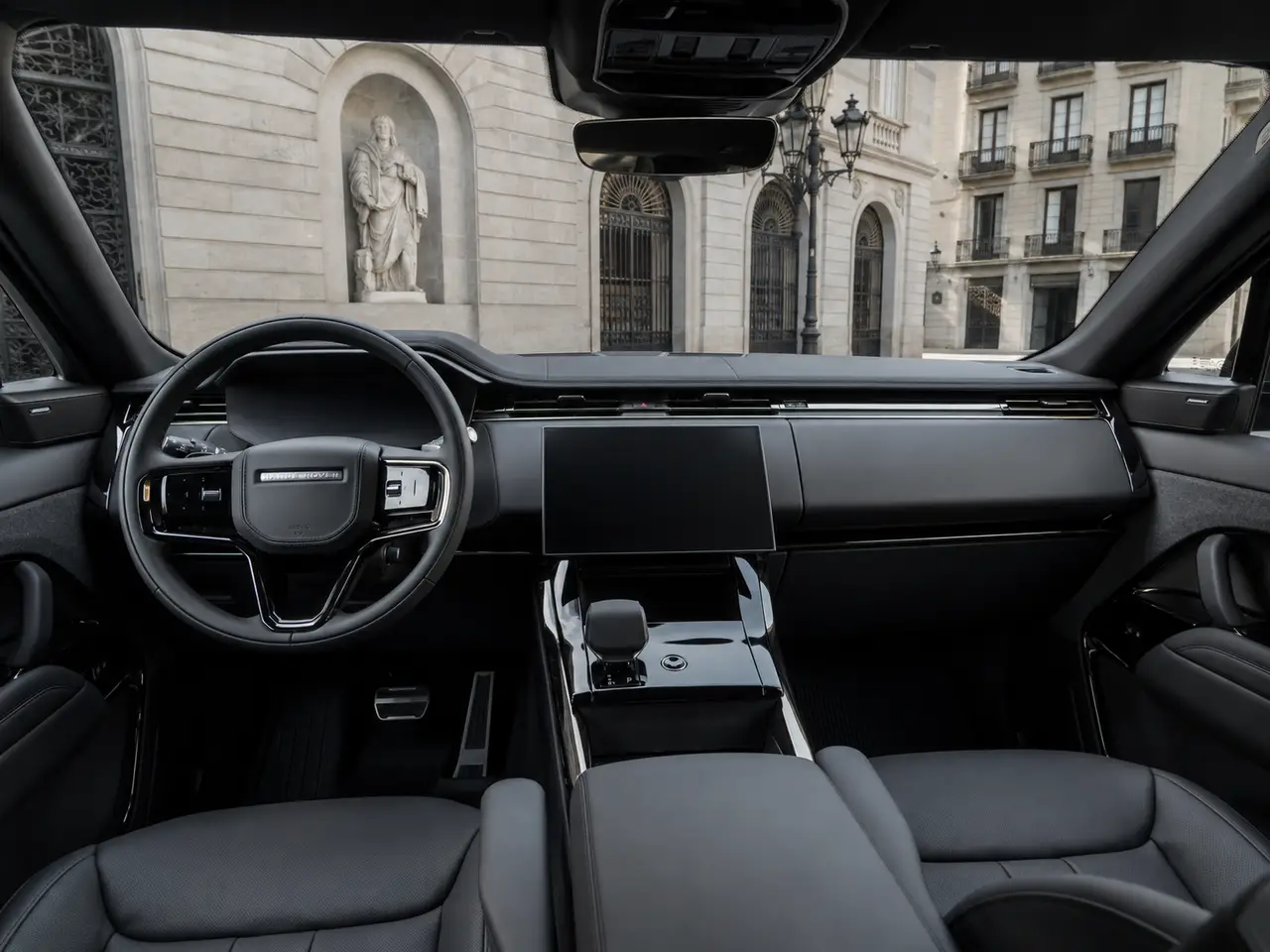 Land Rover Range Rover Sport Dynamic SE 2025, intérieur — Geneva Luxury Car Rental, Genève. Land Rover Range Rover Sport Dynamic SE à Genève Le Land Rover Range Rover Sport Dynamic…