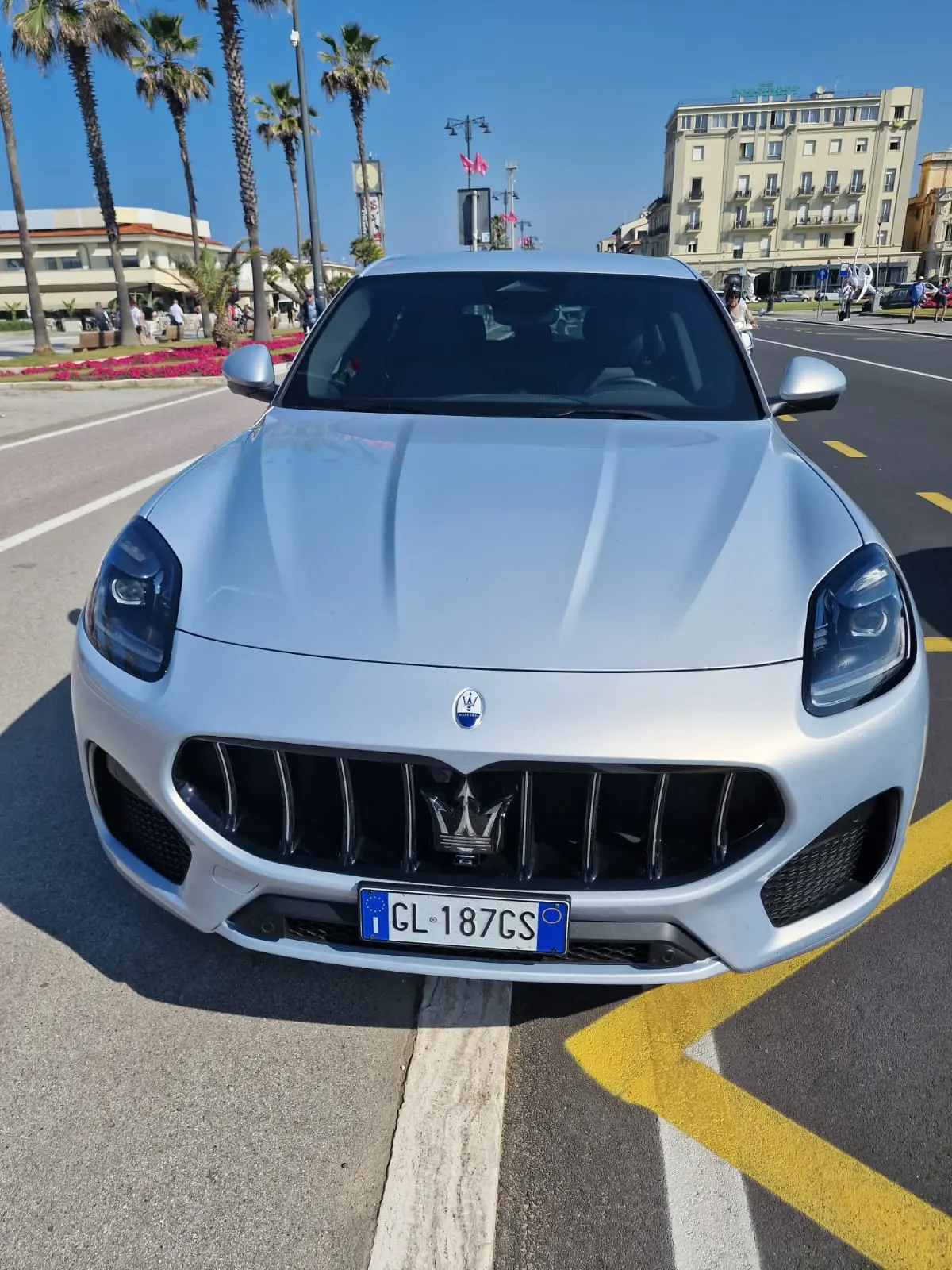 Maserati Grecale GT 2025 — Geneva Luxury Car Rental, Genève. Maserati Grecale GT à Genève Le Maserati Grecale GT 2025 fait partie des SUV proposés à…