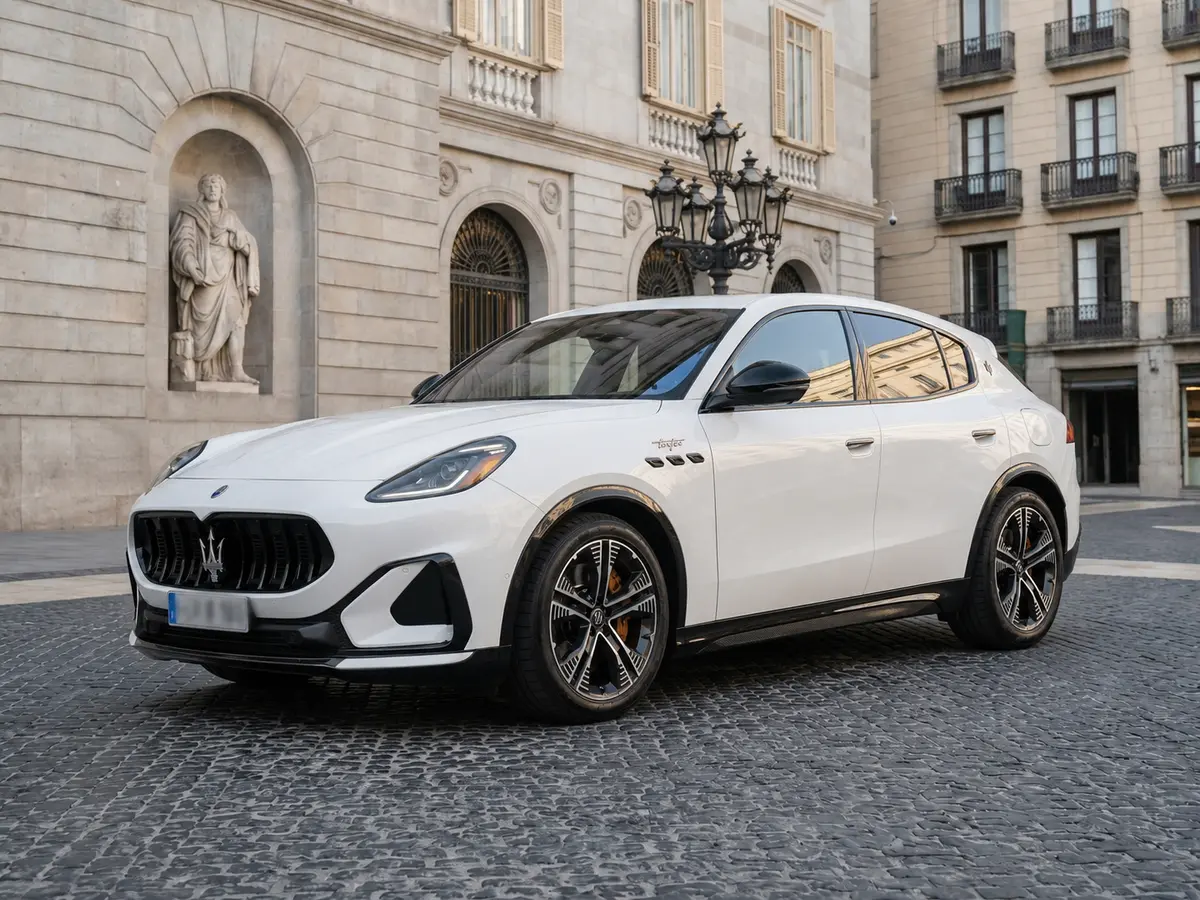 Maserati Grecale GT 2025 — Geneva Luxury Car Rental, Genève. Maserati Grecale GT à Genève Le Maserati Grecale GT 2025 fait partie des SUV proposés à…