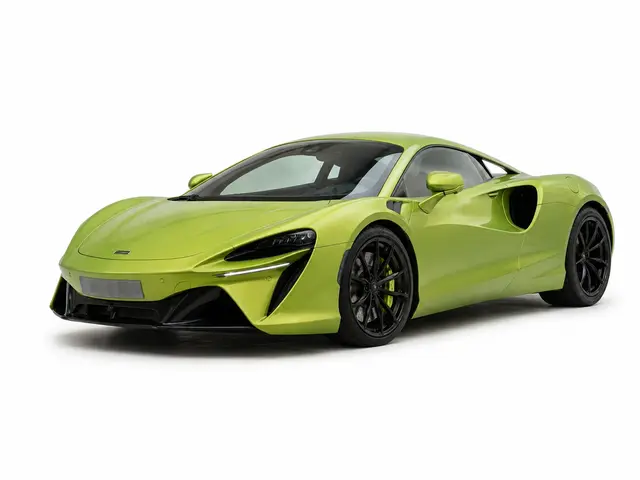 McLaren Artura Spider 2024 — Geneva Luxury Car Rental, Genève