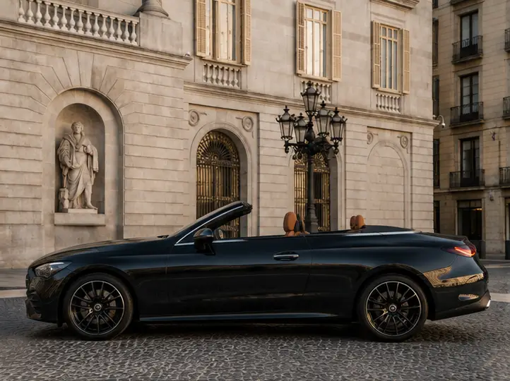 Mercedes Benz CLE 300 Cabriolet AMG Premium 2025, extérieur — Geneva Luxury Car Rental, Genève. Mercedes Benz CLE 300 Cabriolet AMG Premium à Genève La Mercedes Benz CLE 300 Cabriolet…