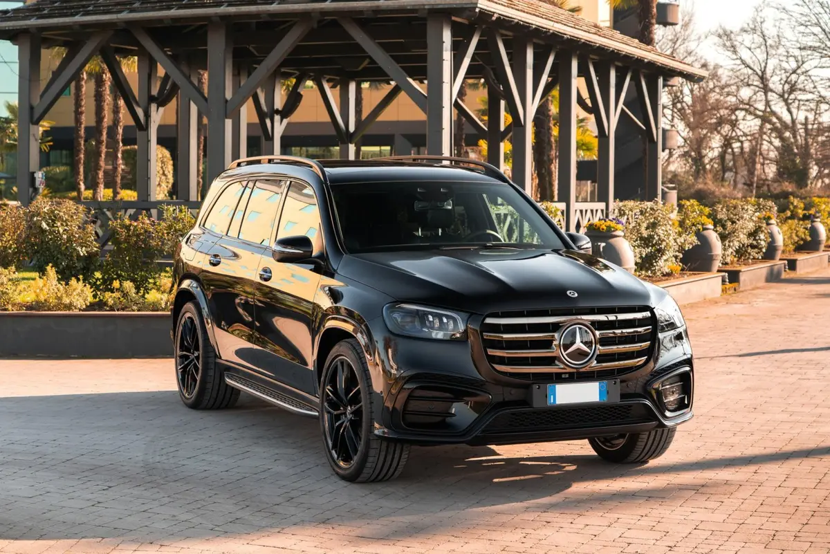 Mercedes Benz GLS-klasse 350 D Exclusive 7 Posti 2025 — Geneva Luxury Car Rental, Genève. Mercedes Benz GLS-klasse 350 D Exclusive 7 Posti à Genève Le Mercedes Benz GLS-klasse 350…