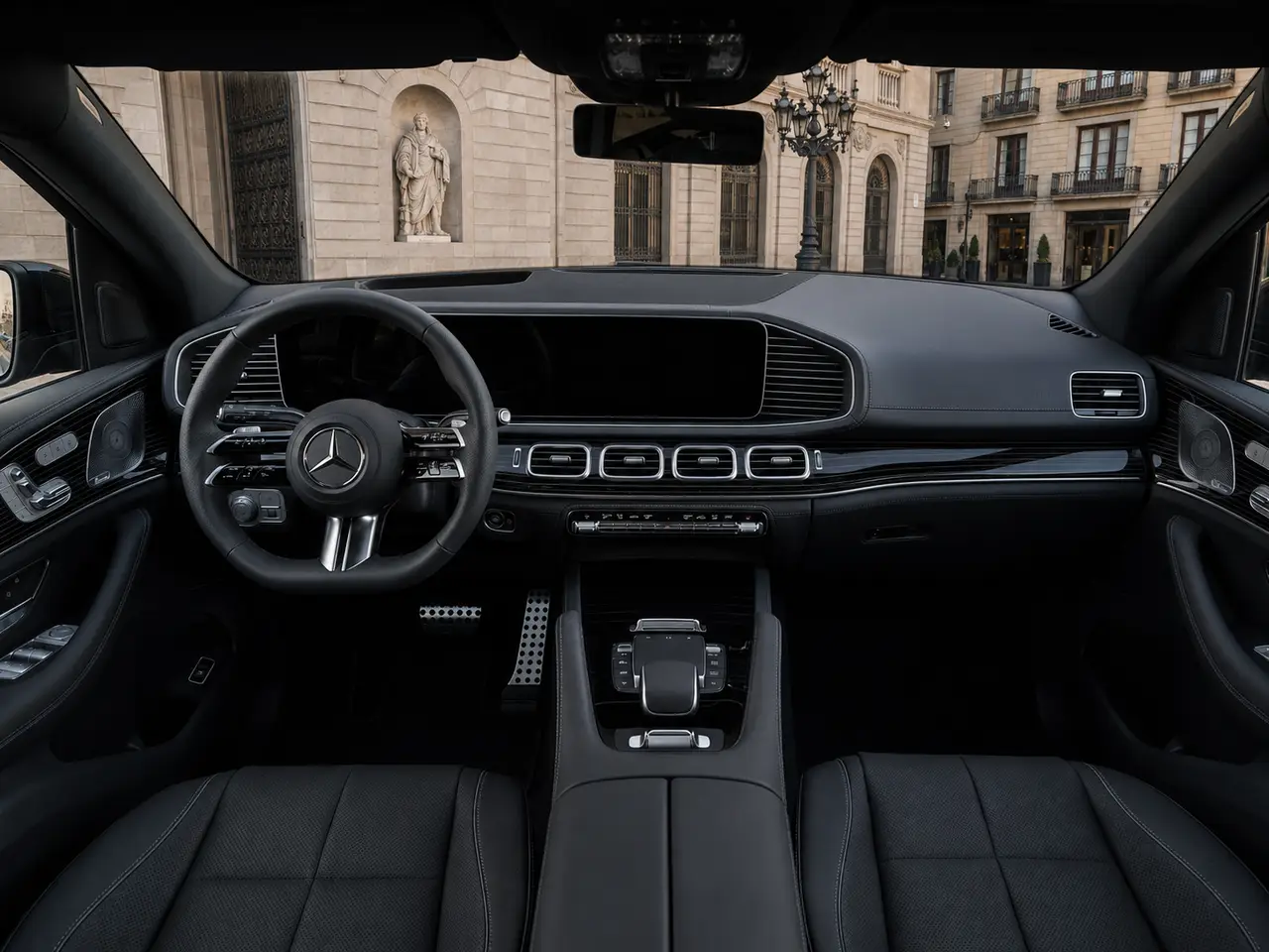 Mercedes Benz GLS-klasse 350 D Exclusive 7 Posti 2025, intérieur — Geneva Luxury Car Rental, Genève. Mercedes Benz GLS-klasse 350 D Exclusive 7 Posti à Genève Le Mercedes Benz GLS-klasse 350…