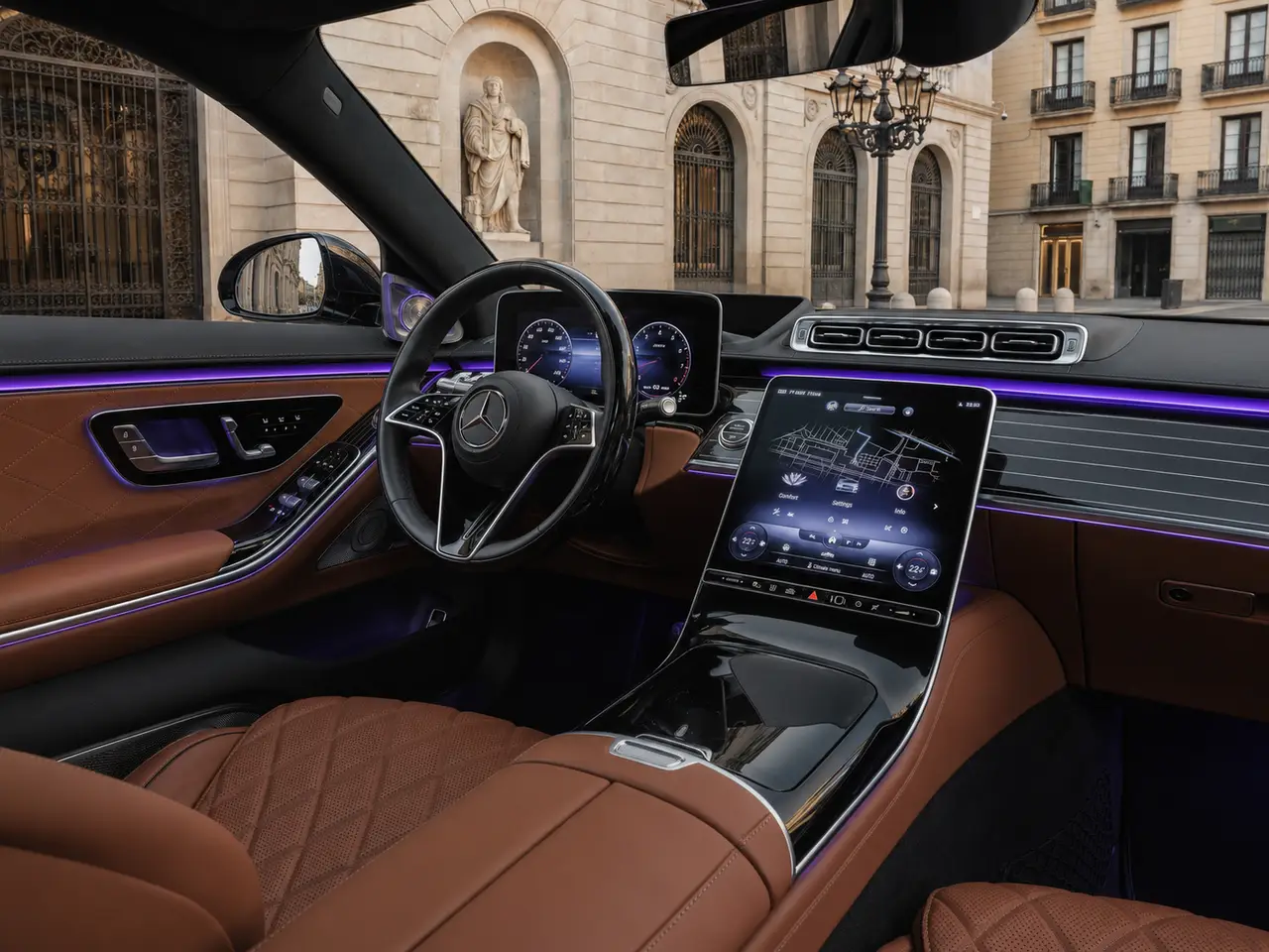 Mercedes Benz S-klasse S400 Long 4-Matic 2023, intérieur — Geneva Luxury Car Rental, Genève. Mercedes Benz S-klasse S400 Long 4-Matic à Genève Le Mercedes Benz S-klasse S400 Long…