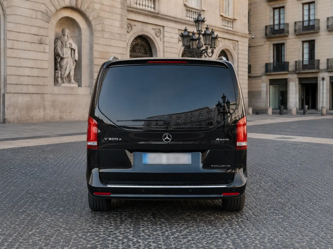 Mercedes Benz V300 4x4 XL Exclusive 7 seats 2025, vue arrière — Geneva Luxury Car Rental, Genève. Mercedes Benz V300 4x4 XL Exclusive 7 seats à Genève Le Mercedes Benz V300 4x4 XL…