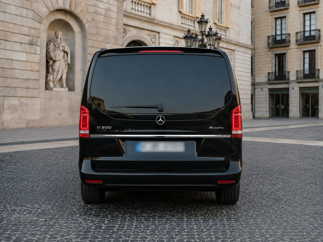 Mercedes Benz V300 4x4 XL VIP (Captain, 7 seat) 2025, vue arrière — Geneva Luxury Car Rental, Genève. Mercedes Benz V300 4x4 XL VIP (Captain, 7 seat) à Genève Le Mercedes Benz V300 4x4 XL VIP…