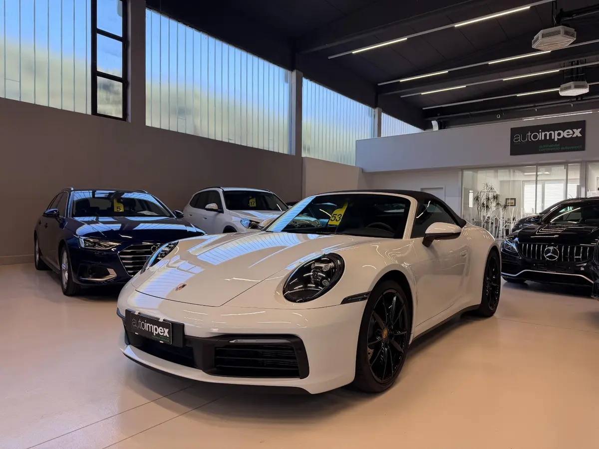 Porsche 911 Carrera S Cabrio (992) 2025 — Geneva Luxury Car Rental, Genève. Porsche 911 Carrera S Cabrio (992) à Genève La Porsche 911 Carrera S Cabrio (992) 2025…
