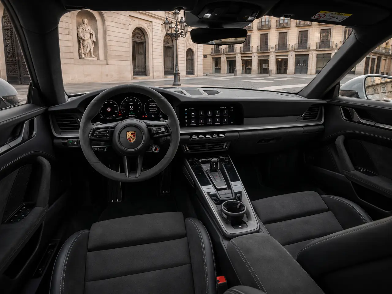 Porsche Carrera Spyder 992,2 GTS 2025, intérieur — Geneva Luxury Car Rental, Genève. Porsche Carrera Spyder 992,2 GTS à Genève La Porsche Carrera Spyder 992,2 GTS 2025 est…